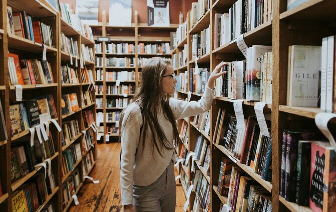 becca-tapert-gny_mw1q6xc-unsplash