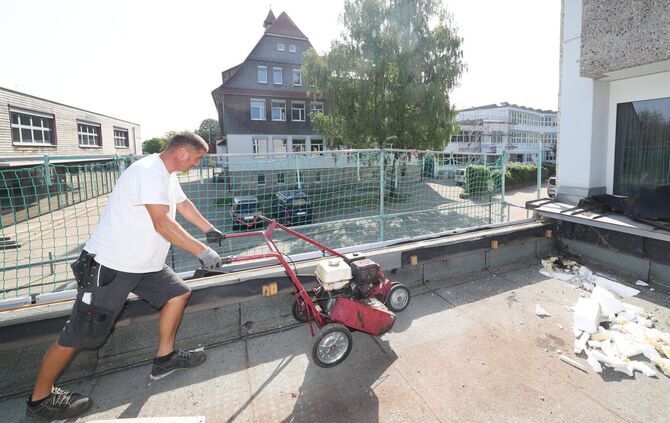 Dachsanierung Limes-Gymnasium