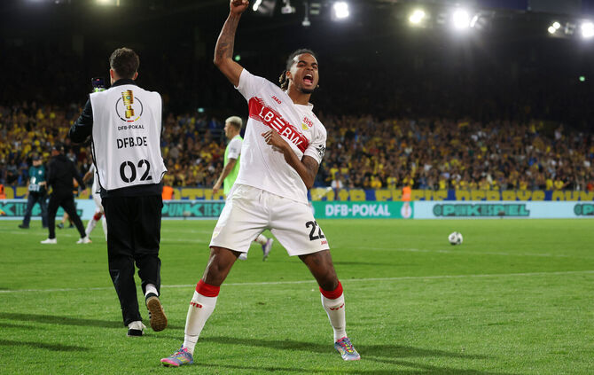 Fußball DfB-Pokal Eintracht Braunschweig vs. VfB Stuttgart