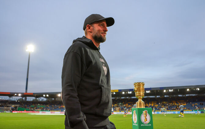 Fußball DfB-Pokal Eintracht Braunschweig vs. VfB Stuttgart