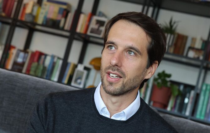 Dr. Matthias Klöpfer