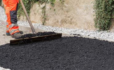 Gehsteig wird asphaltiert