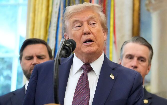 Trump verlegt Hauptquartier für Weltraum-Verteidigung