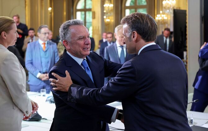 Ukraine-Krieg - Treffen der Unterstützerstaaten in Paris