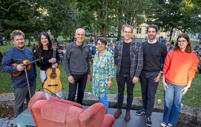 Vorleseabend im Schlosspark des ZfP Winnenden