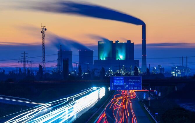 Morgens in Sachsen-Anhalt - Kraftwerk Schkopau