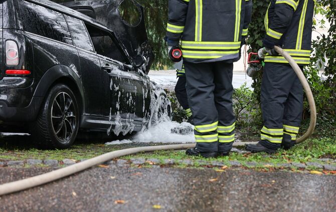 Brand des Autos in Waiblingen