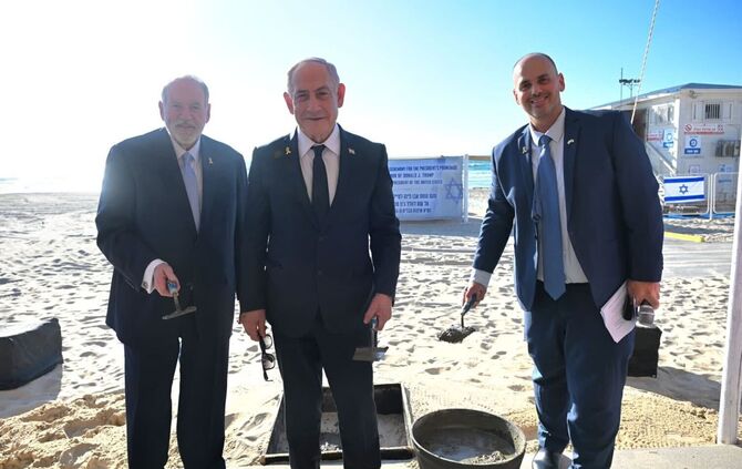 Netanjahu bei Grundsteinlegung für Strandpromenade