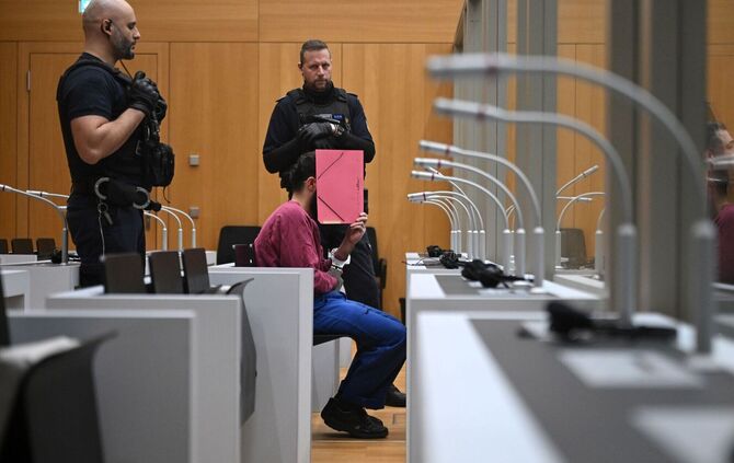 Auftakt Staatsschutzverfahren wegen Messerangriff in Mannheim
