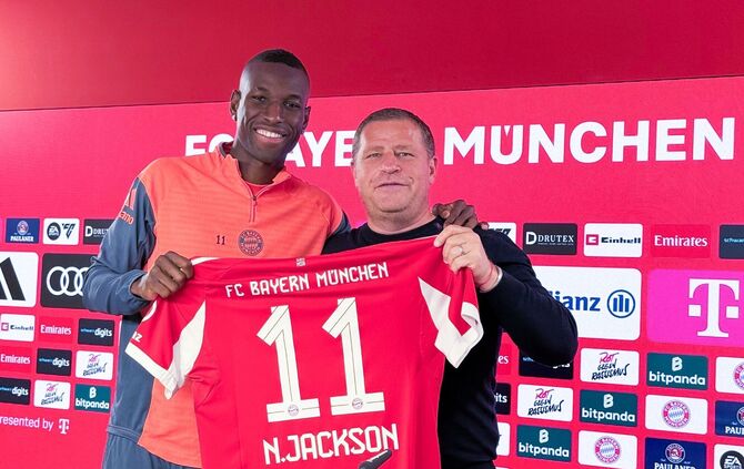 Fußball: Vorstellung von Neuzugang Nicolas Jackson