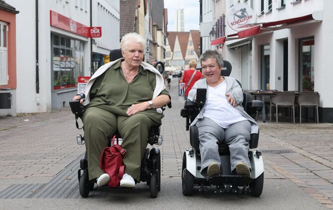 Angelika Bochnig und Ines Vorberg