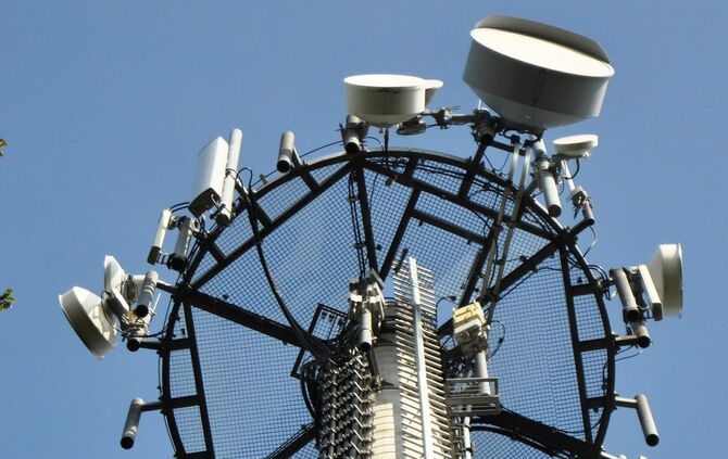 vodafone funkturm beim kreisverkehr ebnisee wird erweitert