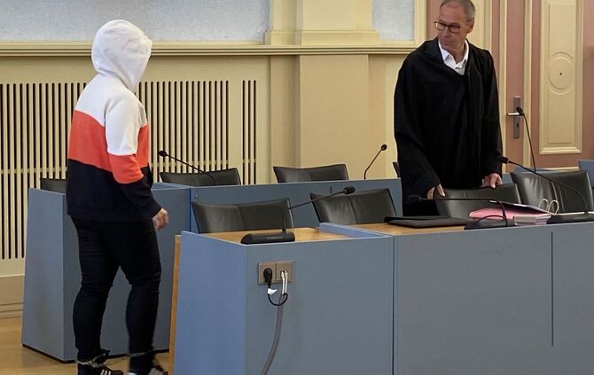 Prozess um totes Baby in Waschmaschine - Mutter vor Gericht