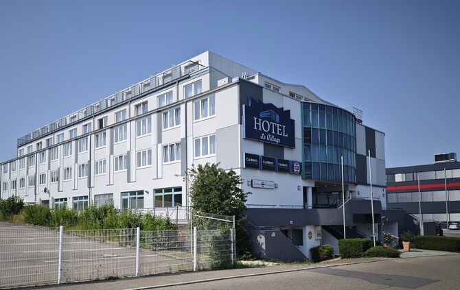 Hotel Le Village Winnenden - 1