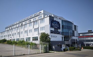 Hotel Le Village Winnenden - 1