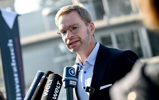 Bund der Steuerzahler stellt das «Schwarzbuch 2025/26» vor