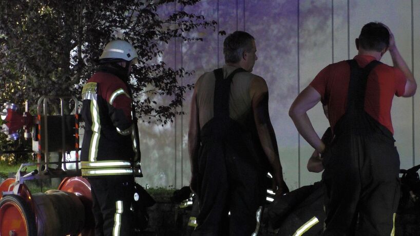 Hemmingen: Dachstuhlbrand eines Mehrfamilienhauses