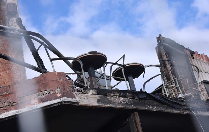 Schorndorf: Dogan Gündör, Betreiber des Café Melodi, hat durch die Explosion und den Großbrand im Gebäude Gmünder Straße  95 all