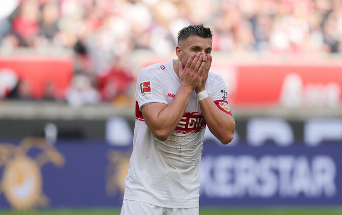 Fußball  VfB Stuttgart vs. 1.FC Heidenheim