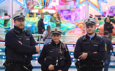 Volksfest mit der Polizei