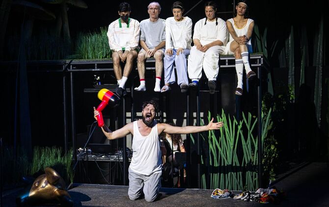Theater Bremen - Der Zauberer von Öz – Eine Fußballtragödie"