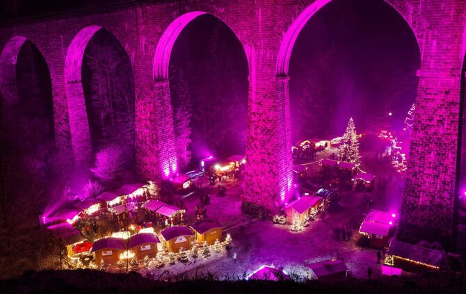 Start des Weihnachtsmarkts in der Ravennaschlucht