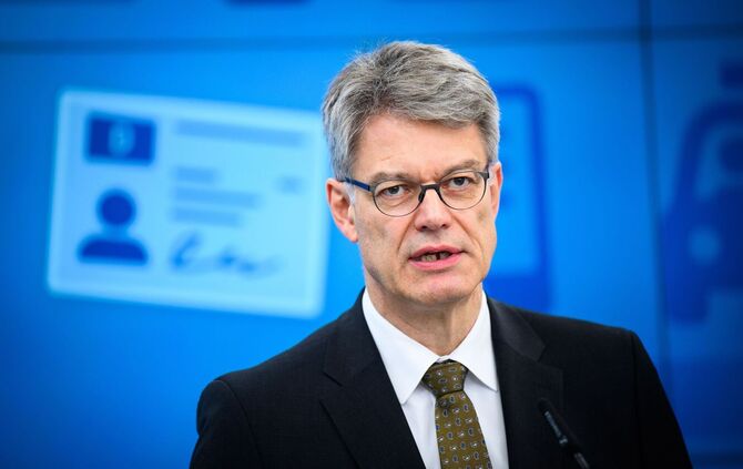 Bundesverkehrsminister zur Fahrschulausbildung