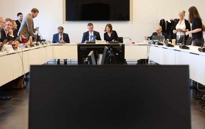 Untersuchungsausschusssitzung in Schwerin