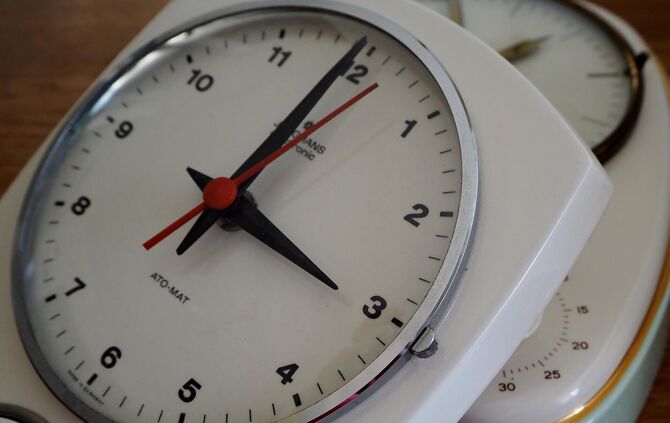 Uhr