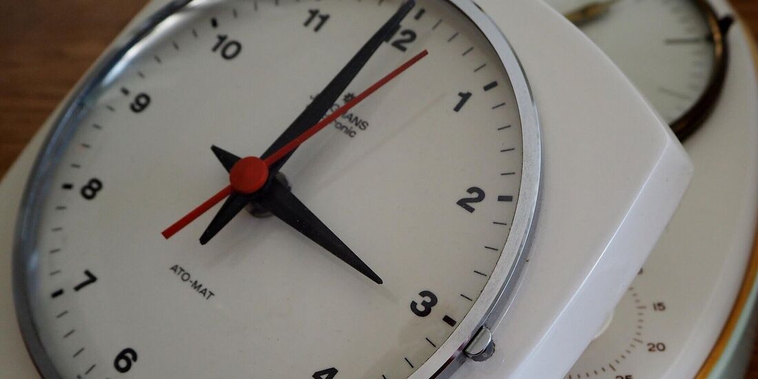 Uhr