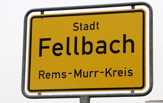 Ortsschild Fellbach - 1