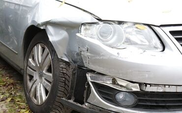 Blaulicht Unfall Delle Blechschaden symbol symbolbild symbolfoto