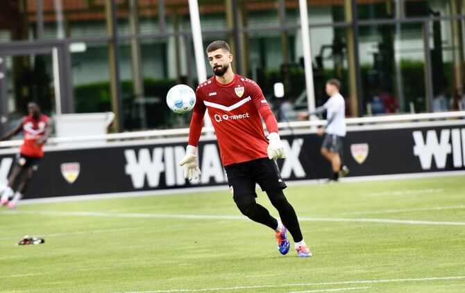 VfB-Torhüter Fabian Bredlow
