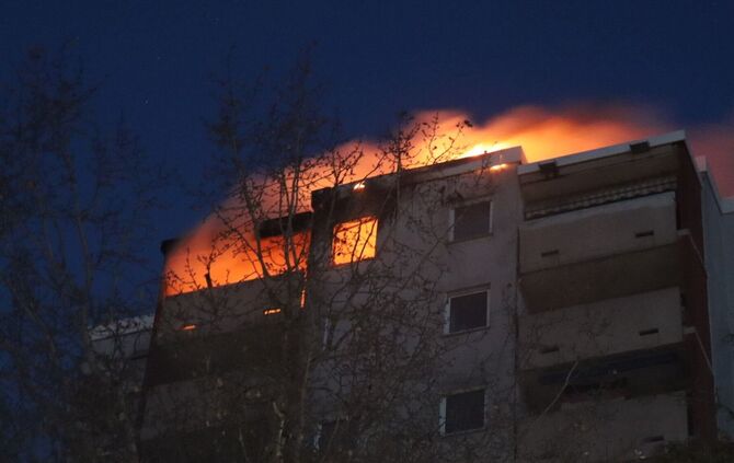 Hochhaus brennt in Mannheim