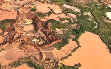 Schlag gegen Goldabbau im Amazonas: Hunderte Bagger zerstört