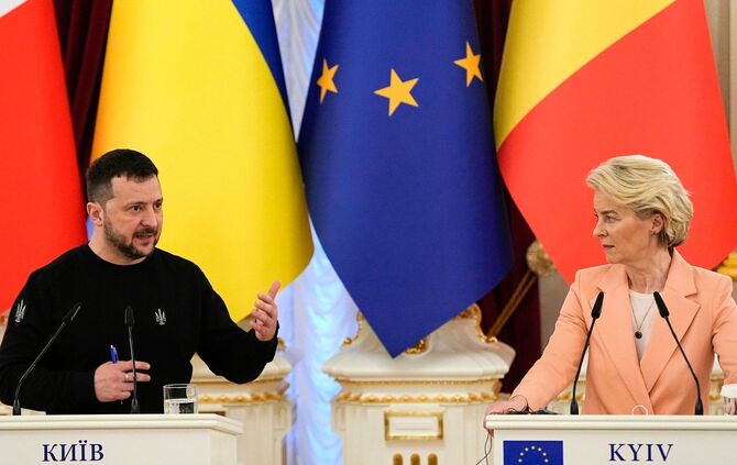 Wolodymyr Selenskyj und Ursula von der Leyen