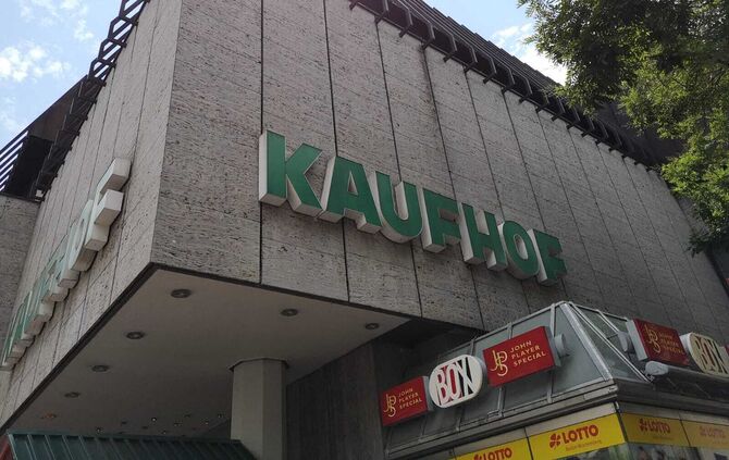 Kaufhof Galeria Cannstatt Stuttgart Einkaufen Wilhelmsplatz Symbol Symbolbild Markstraße