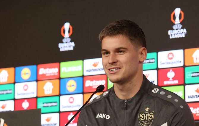 VfB Stuttgart  Pressekonferenz