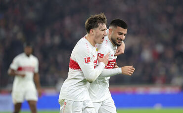 Fußball  VfB Stuttgart vs. FC Augsburg