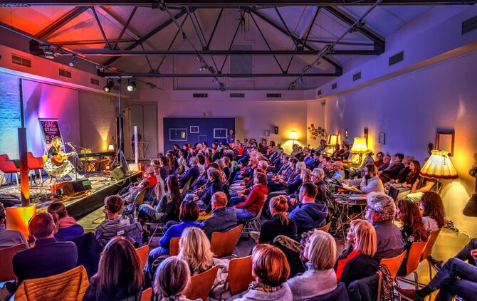 Chantal Fatale Open Stage