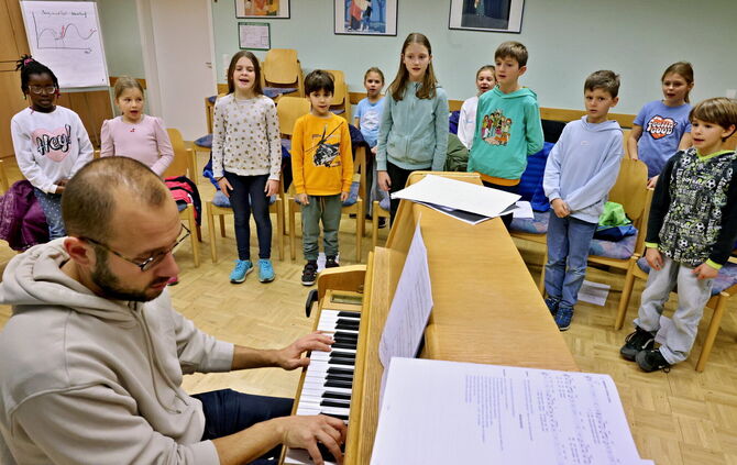 Kinderchor Weihnachtsprobe - 1