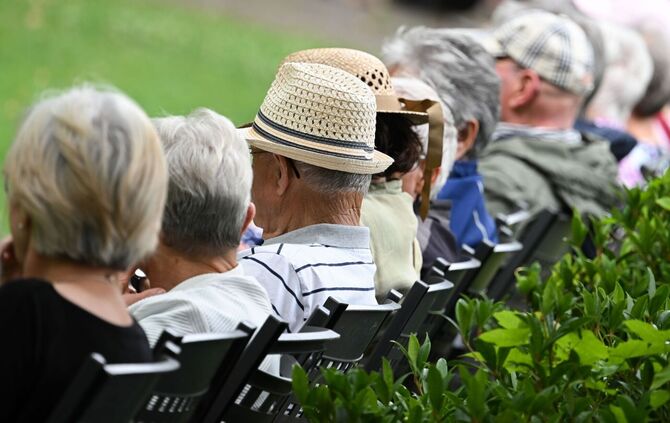 Rentnerinnen und Rentner