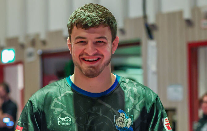 Lucas Lazogianis - 1