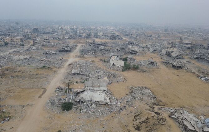 Destruction in Khan Yunis, Gaza