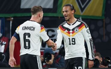 Joshua Kimmich und Leroy Sané