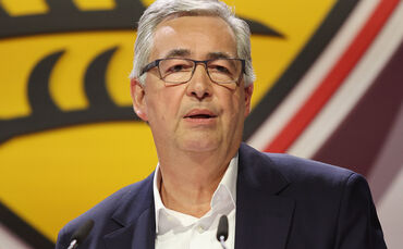 Mitgliederversammlung  VfB Stuttgart - 1