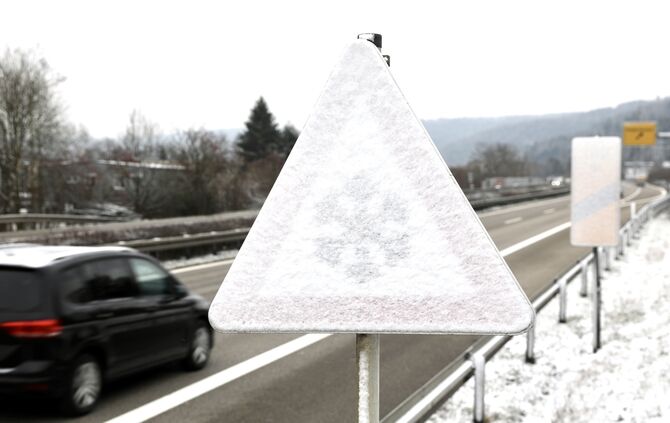 Glätte Eis Schnee Auto Frost