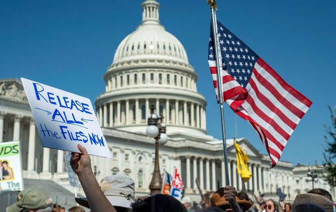 Forderung nach Veröffentlichung der Akten