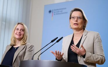 Bundesjustizministerin Hubig und Bundesbauministerin Hubertz