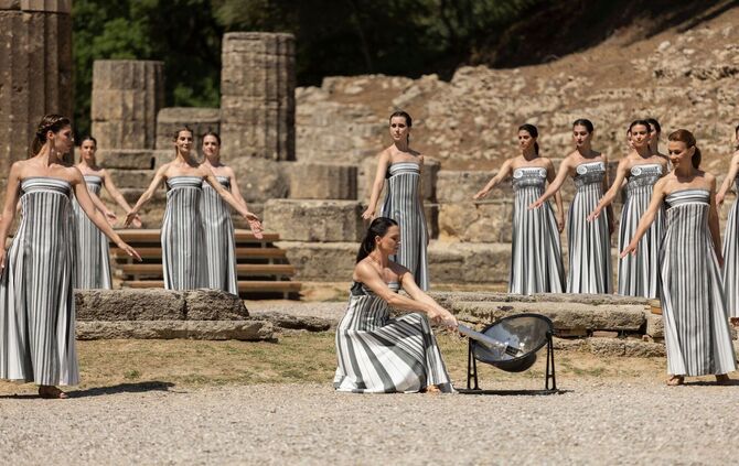 Probe zur Entzündung des olympischen Feuers in Griechenland